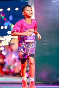 BIB: 16129
                            <button type="button" onclick="openModal(24686073)" class="btn btn-primary btn-sm float-right btn-popup" data-toggle="modal" data-target=".modal-high-quality">
                        <i class="fas fa-shopping-cart"></i> Add to Cart
                    </button>
                                            <button type="button" onclick="isThisMe(24686073, true)" class="btn btn-success btn-sm float-right btn-popup btn-isme hidden" data-toggle="tooltip" data-placement="bottom" title="นี่คือรูปของคุณใช่ไหม คลิกที่นี่เพื่อเอาเข้าอัลบั้ม">
                        <i class="fas fa-plus"></i> Add to album
                    </button>
                    <button type="button" onclick="isThisMe(24686073, false)" class="btn btn-warning btn-sm float-right btn-popup btn-isnotme hidden">
                        <i class="fas fa-ban"></i> Remove from album
                    </button>